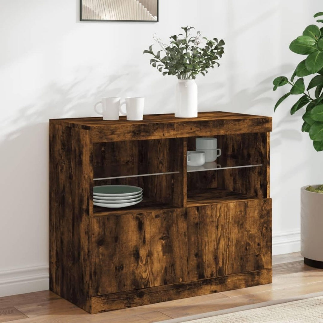 Das Sideboard setzt auf LED Beleuchtung mit den Massen 81 x 37 x 67 cm