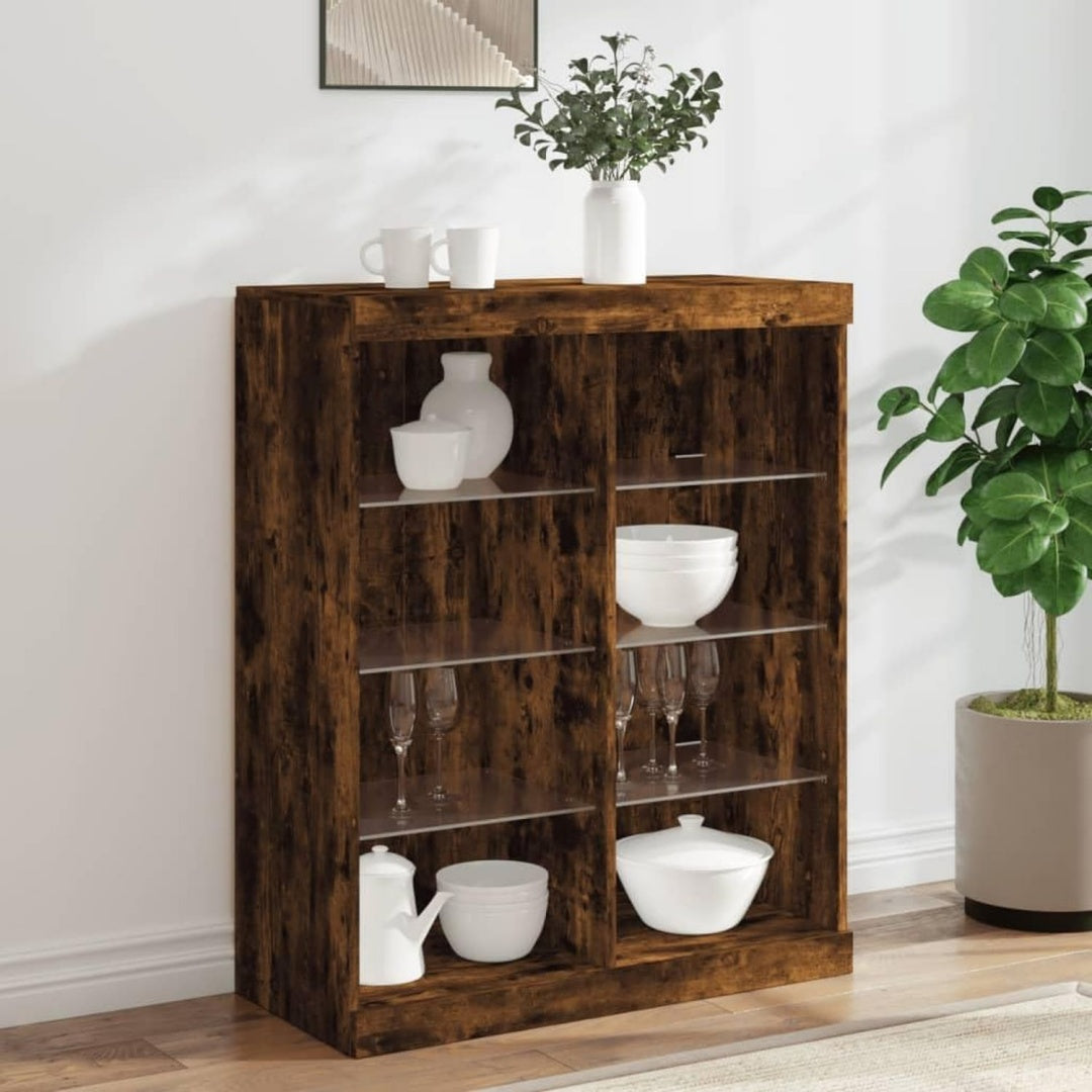 Das Sideboard nimmt mit 81 x 37 x 100 cm Gestalt an