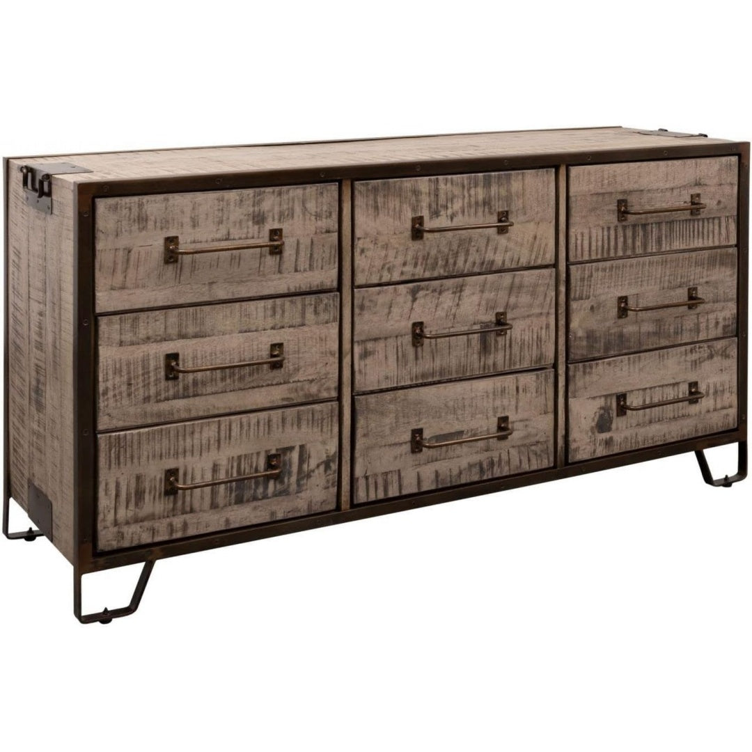 Schubladen ergaenzen das Sideboard aus Metall