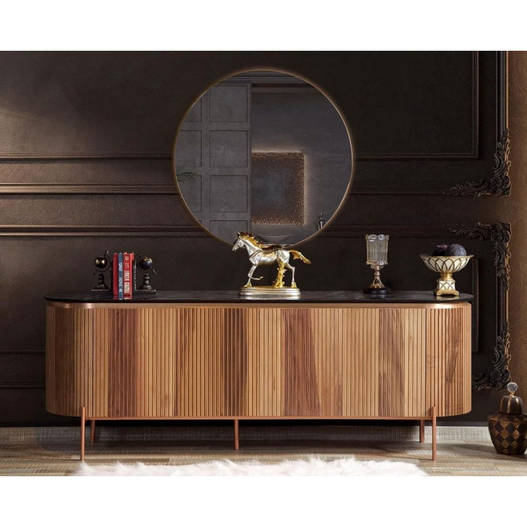 4 Tueren an dem Sideboard aus Holzwerkstoff und Metall