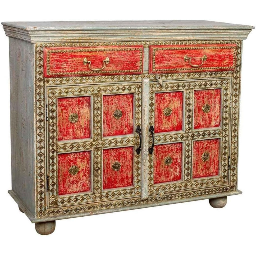 Schubladen praegen das Sideboard aus Mangoholz